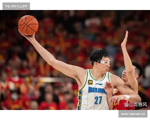 周琦加盟新疆篮球队的时间线与发展历程解析 周琦加盟新疆篮球队的时间线与发展历程解析