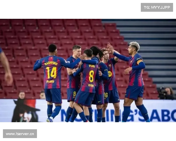 拜仁以8比2大胜巴萨上演惊世逆袭历史性胜利震撼足坛